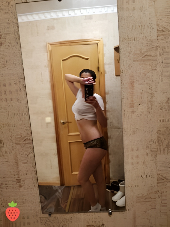 Алевтина привлекальеная девушка из Лодейного поля цена от 3000 руб