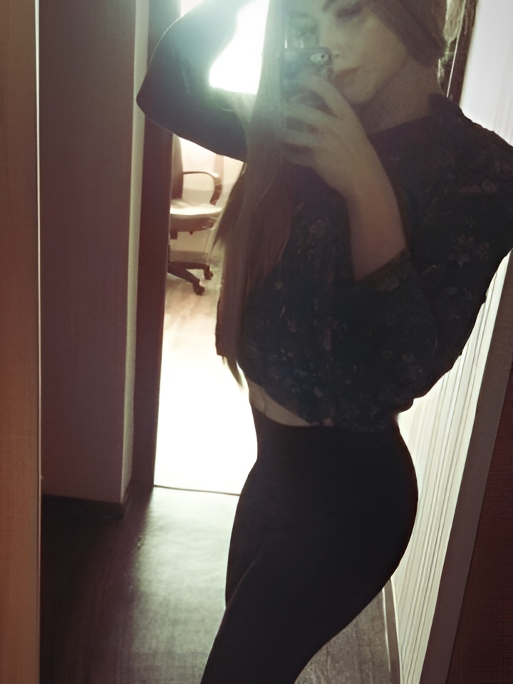 Роксана привлекальеная девушка из Лодейного поля цена от 4000 руб