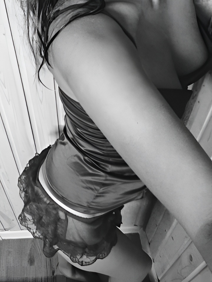 Серафима привлекальеная девушка из Лодейного поля цена от 5000 руб