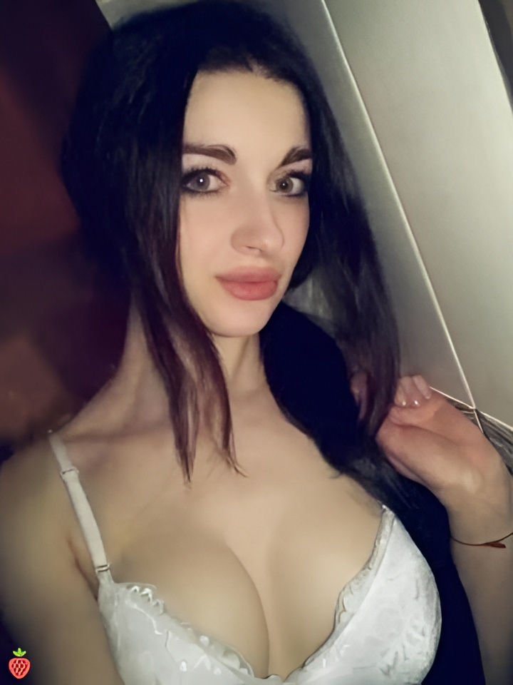 Индивидуалка Стелла, доступна для личного знакомства от 10000 руб