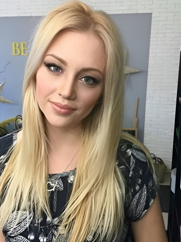 Жоржина привлекальеная девушка из Лодейного поля цена от 3000 руб