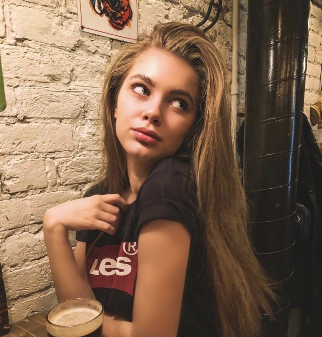 Оля привлекальеная девушка из Лодейного поля цена от 3000 руб