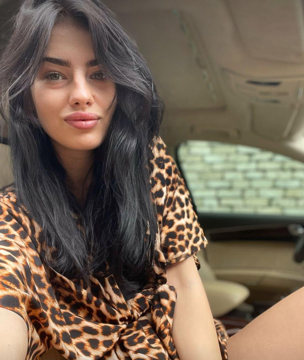 Регина привлекательная девушка из Лодейного поля цена от 11000 руб