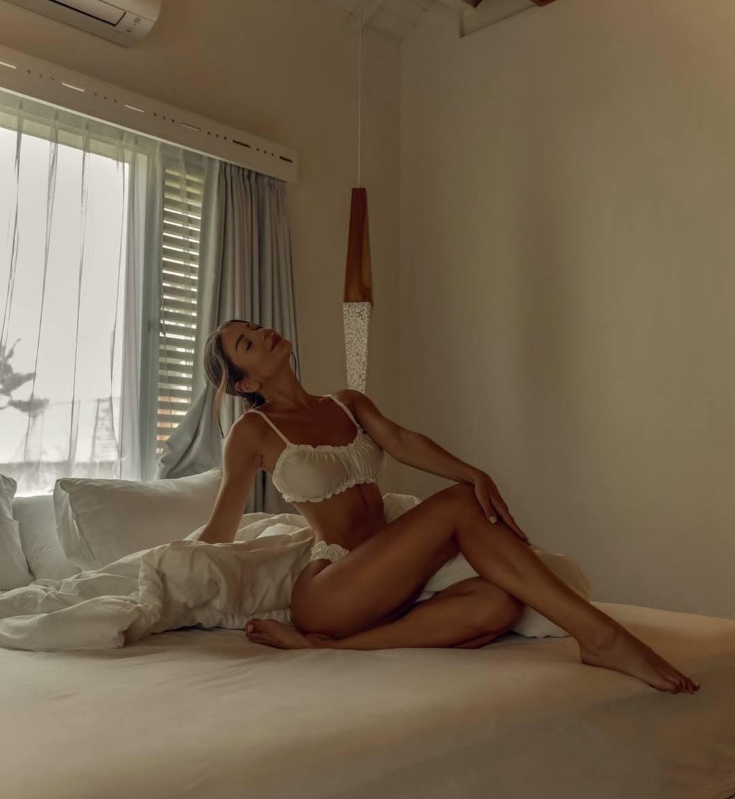 Катарина привлекальеная девушка из Лодейного поля цена от 7000 руб