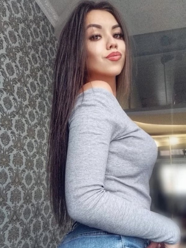 🎥 Элла привлекательная девушка из Лодейного поля цена от 3500 руб