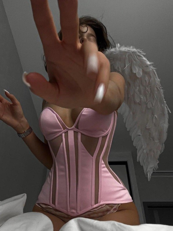 Лика привлекательная девушка из Лодейного поля цена от 7000 руб